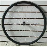 50mm carbon wheels with alloy brake surface