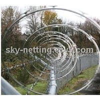 Galvanized Concertina Razor Barbed Wire Used as Fence for Cottage and Society Fence