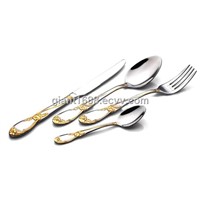 Gold Plated Dinner Set with Beautiful Patterns