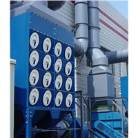 Horizontal cartridges dust collector