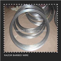 Galvanized Razor Wire Barbed Wire / Galvanized Razor Barbed Wire bto-22 30 cbt-60 65 (ISO Factory)