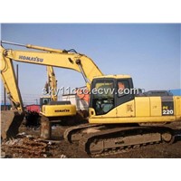 Used Komatsu 220-7 Excavator