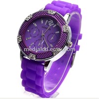 2014 Promotional and Cheap Silicone Bracelet Geneva Watches