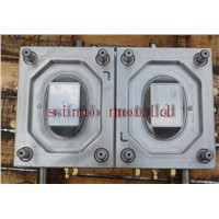 IML container mould with 2 cavities