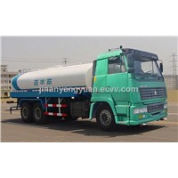 SINOTRUK HOWO WATER TANK Truck 8x4 26-38m3/38000L ZZ5407N3267N