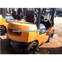 Used TOYOTA  Forklift 2.5T 62-7FDN25