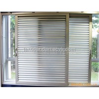 Aluminium sliding louver / shutter window