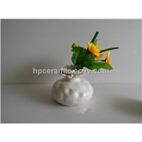 White Elegrant Porcelain vase, table vase