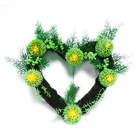 Lighted Heart-shaped Artificial Christmas Garland for Home Decorations