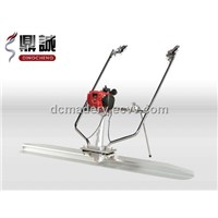 Vibratory surface finishing screed