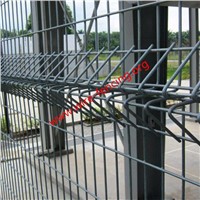 welded double loop fence