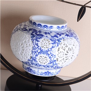 Chinese ceramic table lamp Creative bedroom bedside lamp desk lamp China wind living room decoration lamp desk lamps ZA913604