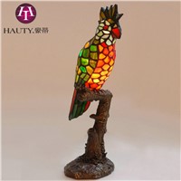 The parrot Tiffany lamp, European style retro color glass decorative lamp bedside dining study