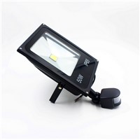 LED Motion Sensor Spotlight 10W 20W 30W 50W LED Flood Lights PIR Floodlights Induction Sense Reflector Outdoor Wall Light IP66
