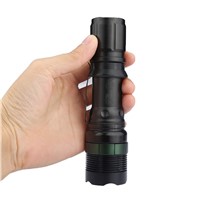 New 1 PCS 10000LM Zoomable XM-L T6 LED Flashlight Torch Super Bright Light P0.5