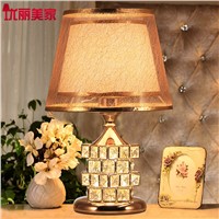 TUDA 2017 Modern Crystal LED Table Lamp European-style Luxury Wedding Gift Ideas Rubik&amp;amp;#39;s Cube Sweet Bedroom Decoration Lamp
