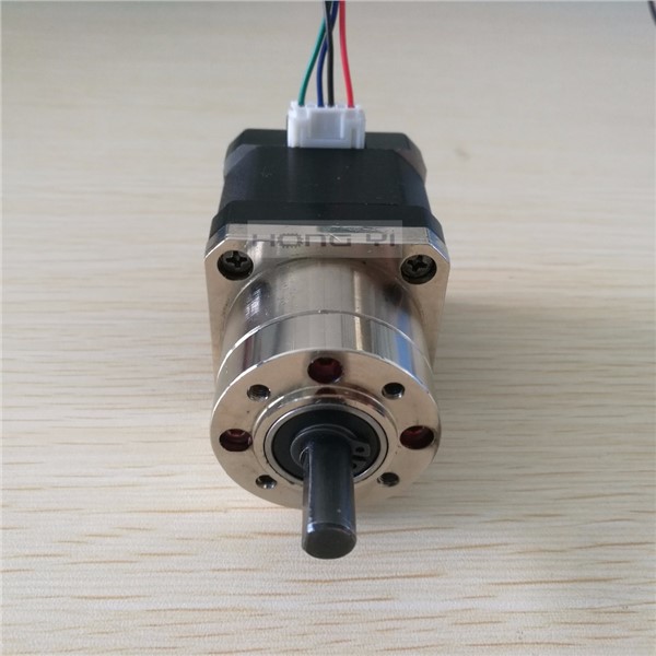 Free Shipping 4-Lead Nema17 Stepper Motor 42 Motor Extruder Gear Stepper Motor Ratio 5:1 Planetary Gearbox Nema 17 Step Motor