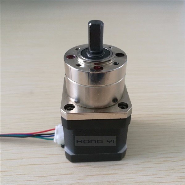 Free Shipping 4-Lead Nema17 Stepper Motor 42 Motor Extruder Gear Stepper Motor Ratio 5:1 Planetary Gearbox Nema 17 Step Motor