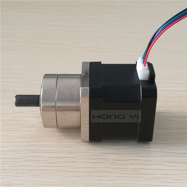 Free Shipping 4-Lead Nema17 Stepper Motor 42 Motor Extruder Gear Stepper Motor Ratio 5:1 Planetary Gearbox Nema 17 Step Motor