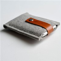 Wool felt case for mobile phone