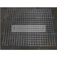 Foldable storing cages with spacer deck