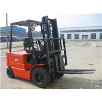 CPD35C Battery Powered Forklift Truck