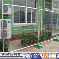 Hot Sale Hot-dipped Galvanized Welded Wire Mesh Temporary Movable fence With Plastic Base