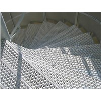 Diamond safety grating stair treads make step safe