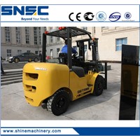 Cheap price 4 ton diesel forklift truck with 3 stage mast