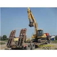 USED Komatsu Medium Size Hydraulic Excavator (PC200-6)