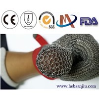 Chain mail protective glove