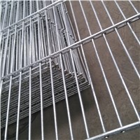 656 Twin Wire Welded Mesh Fence Grille Hot Dip Galvanized Finish 50x200 Mm Aperture Wire Fence