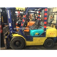 New Arrival Japan Komatsu FD30-16 Forklift 3 Mast Forklift Komatsu FD30