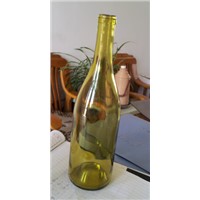 750 ml of withered leaves yellow Burgundy wine bottle