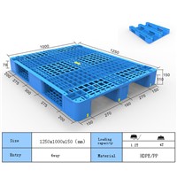 plastic pallet