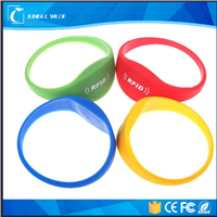 Factory Best Price OEM Logo NFC RFID Silicone Wristband /Bracelet