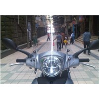 Motorcycle windshield