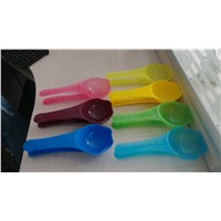 Promotional logo printed Plastic Eco-friendly food grade pet food spoon with bag clip