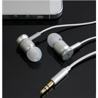 Metal earphone