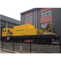 Tunnel cleaning railway vehicle