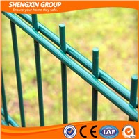 Green Powder Painting Double Wire Fence