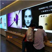 Shenzhen Customized LED UV Aluminum Light Box for Mobile Phone Store Display