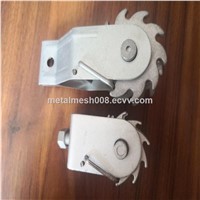 Livestock Farm Products Clip Wire Strainer for Electric Fence Wire 4Mm Hole on the Bottom