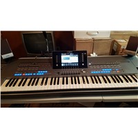 New Yamahas Tyros5 76-Key Arranger Workstation Keyboard
