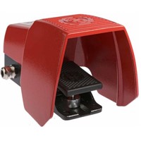 616 Series Emergency Stop Foot Switch with Cover, 1 Pedal, Momentary Contacts, 2NO/1NC