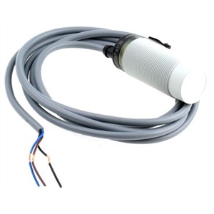 Telemecanique Sensors 74.5mm Non Flush Mount Capacitive sensor, NPN-NO Output, 15 mm Detection Range, IP67