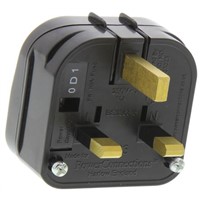 PowerConnections Italy to UK Mains Connector Converter, Rated At 10A