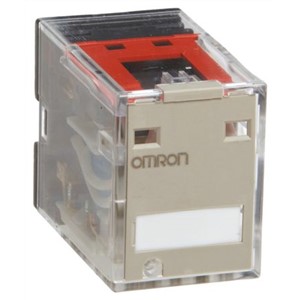 Omron Plug In Non-Latching Relay - 4PDT, 120V ac Coil, 5A Switching Current